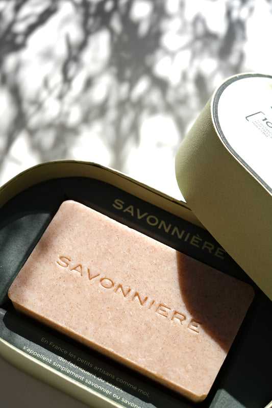 ムスクローズパウダーとホホバ(限定BOX)